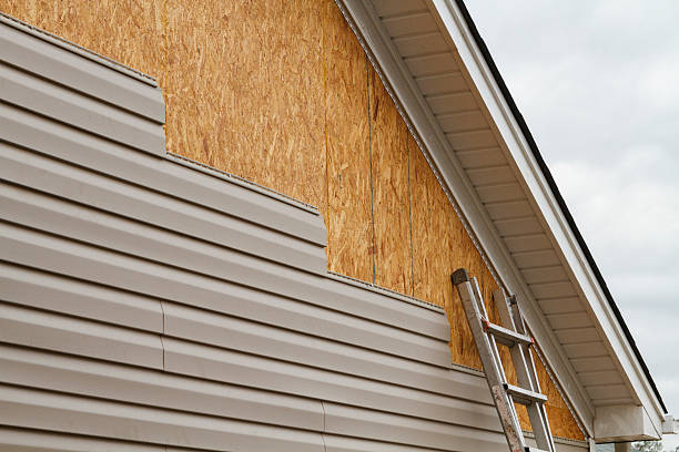 Professional Siding Repair technician working in Lafayette Hill, PA